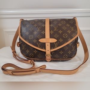Louis Vuitton Saumur 30 Monogram